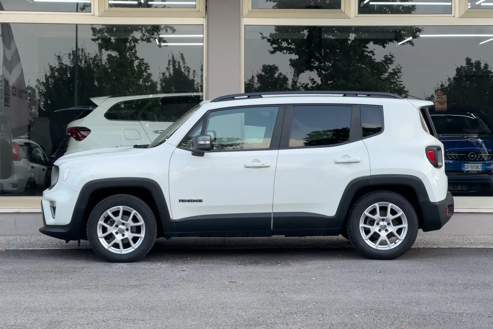 Jeep Renegade Renegade 1.6 diesel Limited 120cv Bianco - 2