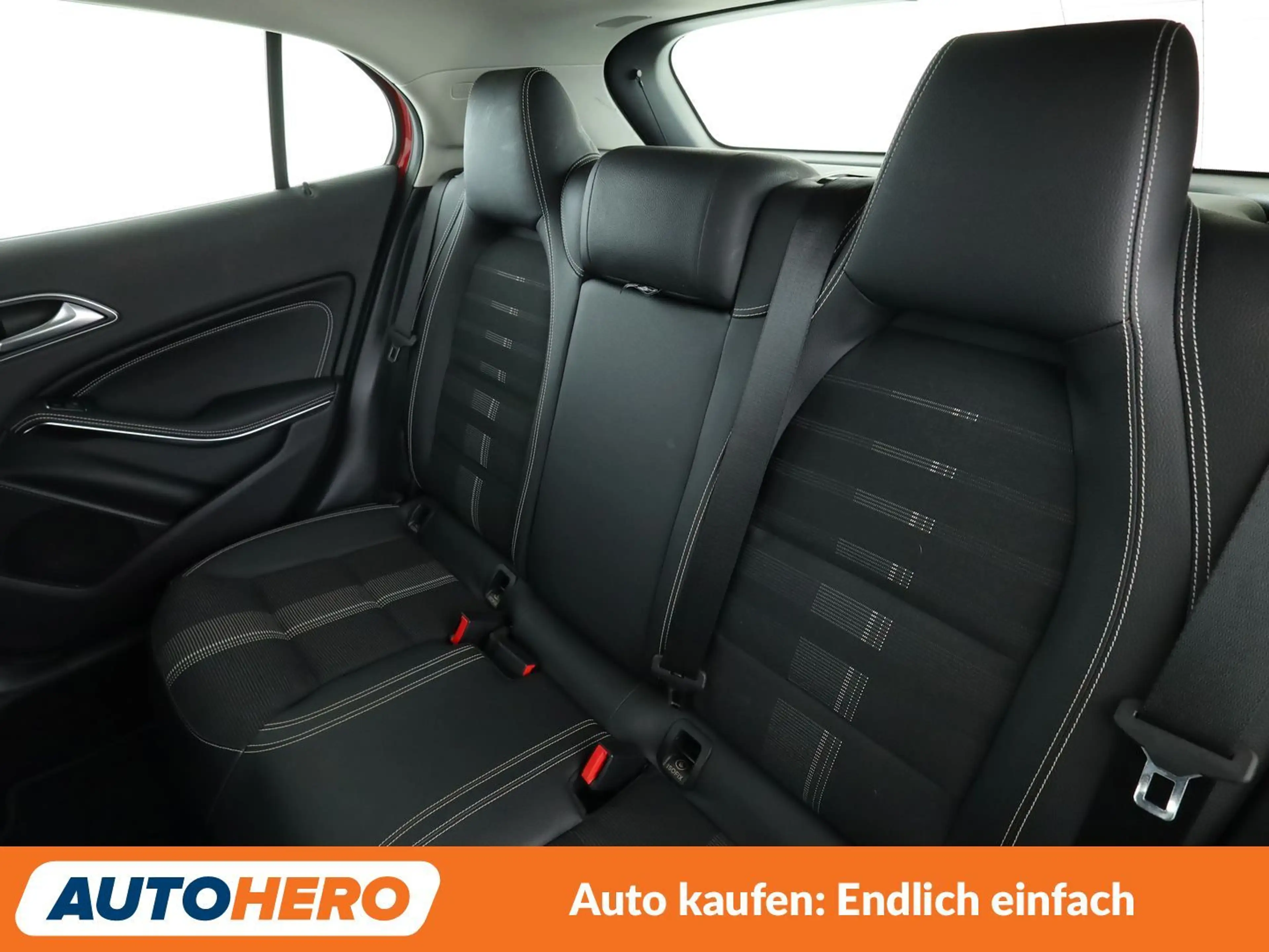 Mercedes-Benz GLA 180 Urban Aut.*LED*NAVI*TEMPO*CAM*PDC*SHZ*KLIMA* — photo 14