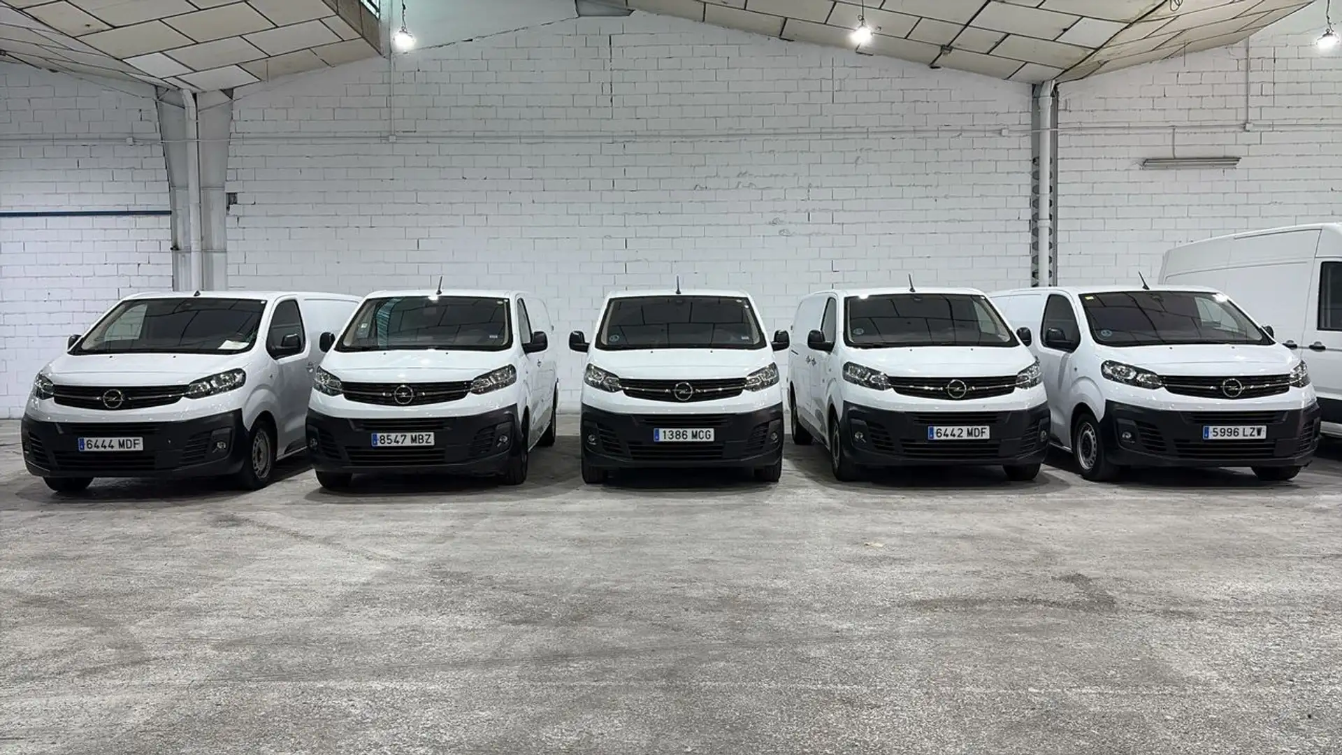 Opel Vivaro xl l3 100cv Blanc - 2