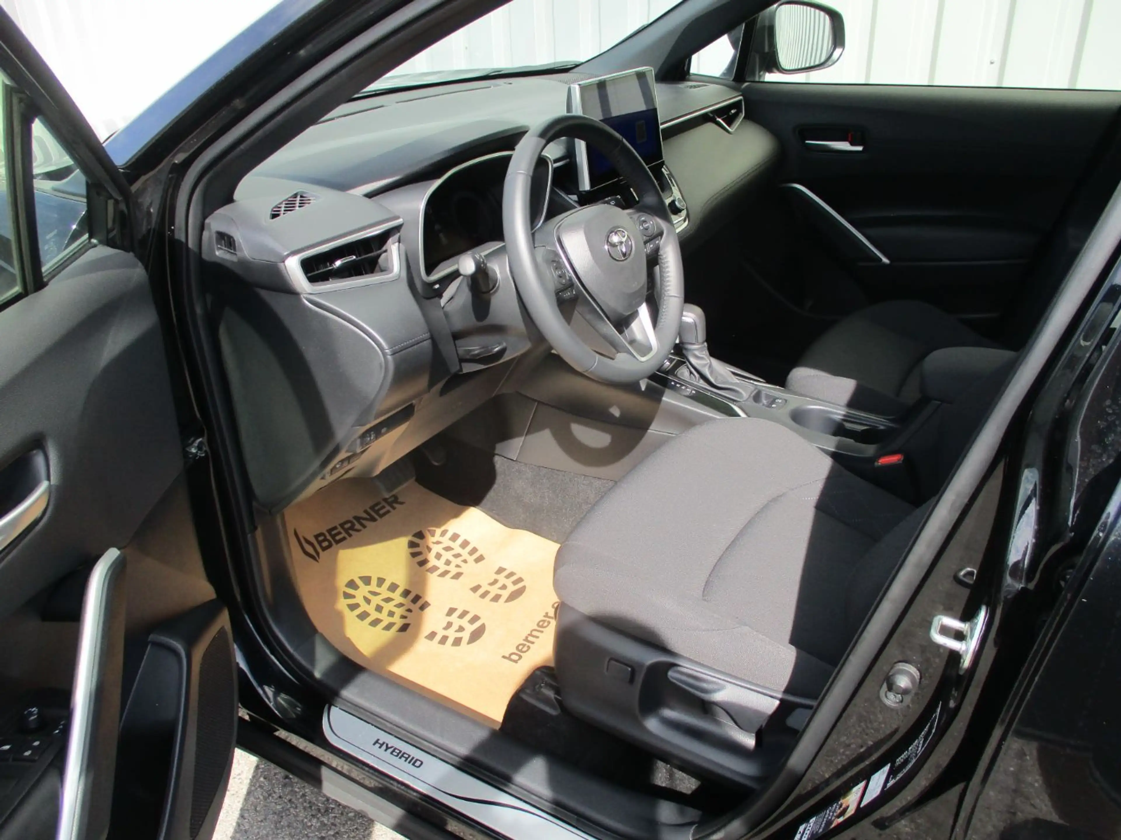 Toyota Corolla Cross 1.8 FWD Active Drive ACC+LED+Navi — photo 8