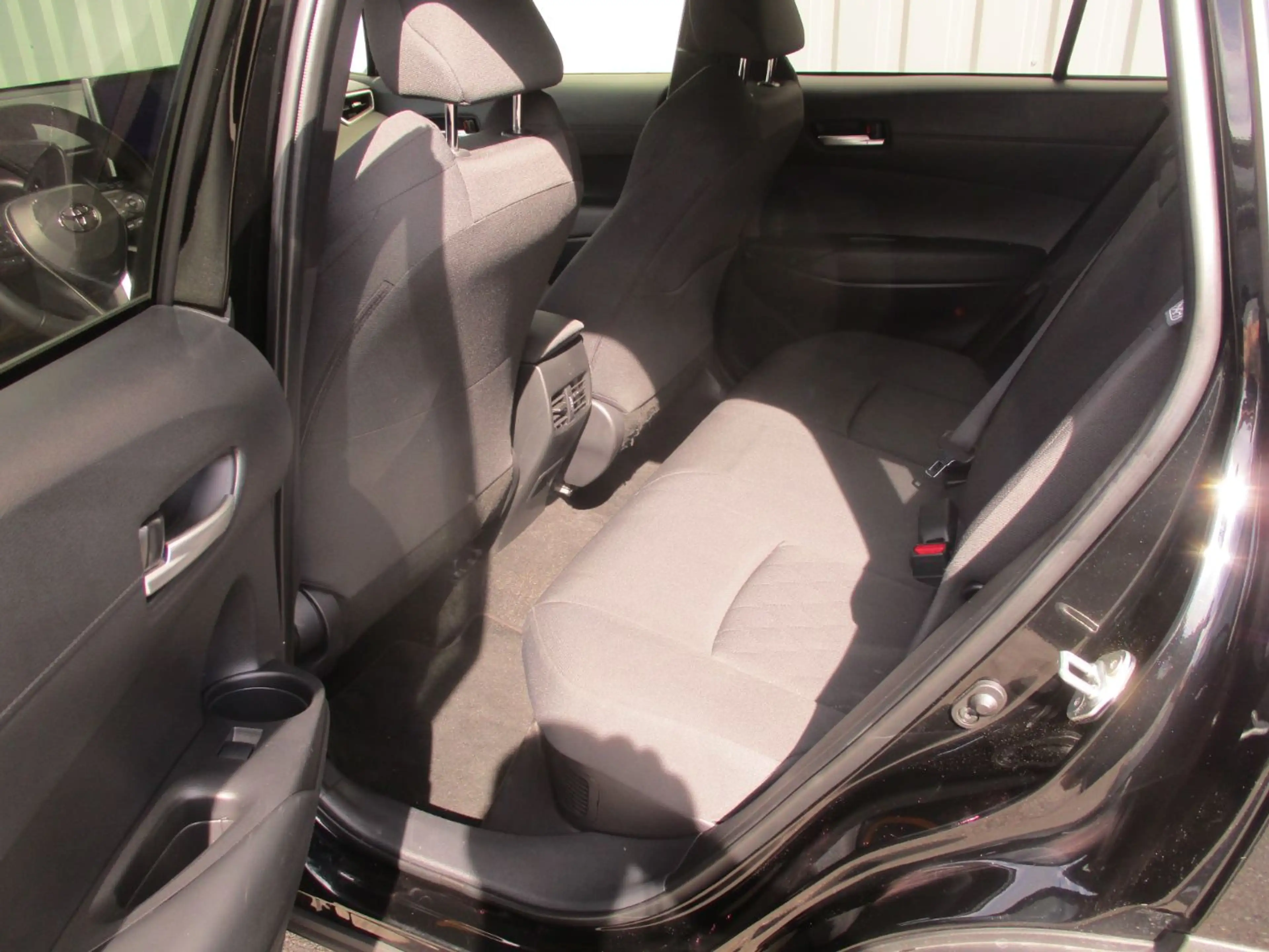 Toyota Corolla Cross 1.8 FWD Active Drive ACC+LED+Navi — photo 9