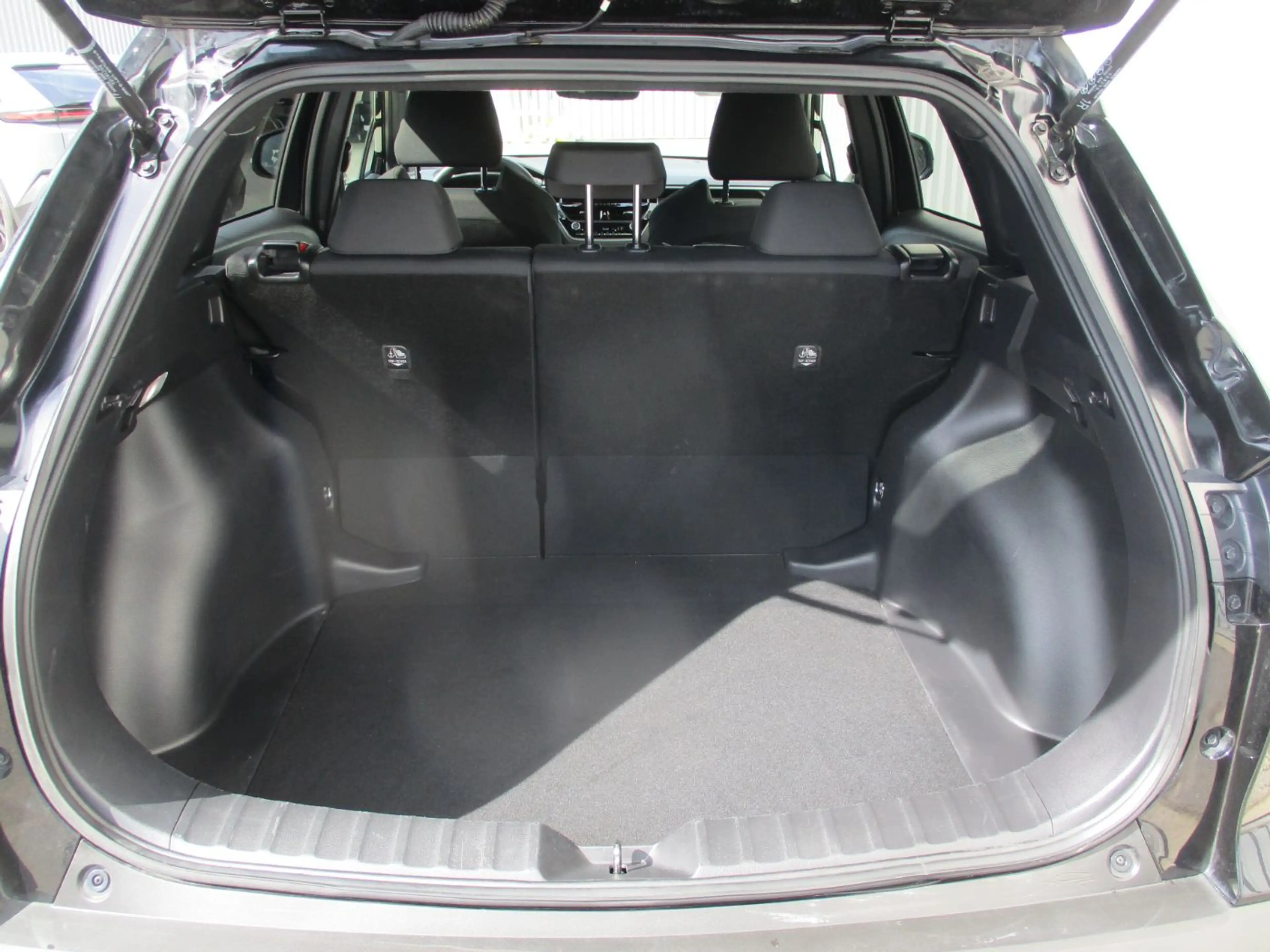 Toyota Corolla Cross 1.8 FWD Active Drive ACC+LED+Navi — photo 7
