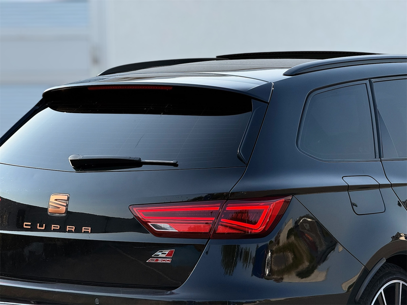 SEAT Leon CUPRA ST 2.0 TSI 300CH 4DRIVE DSG7 / CARBON / PANO — photo 8
