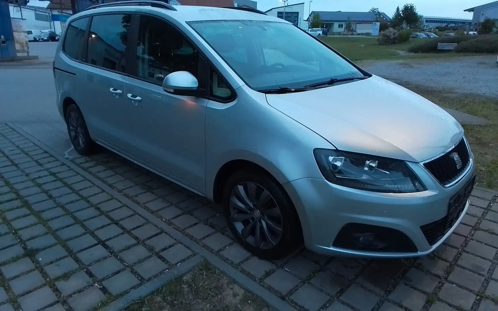 SEAT Alhambra I-Tech 7 Sitze Silber - 2