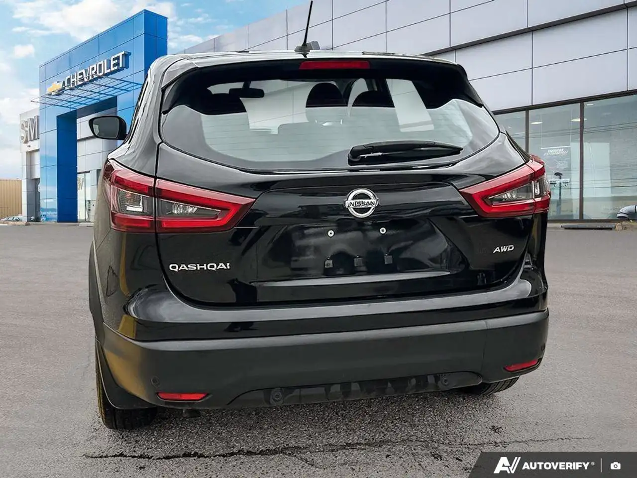 Nissan Qashqai снимка Nissan Qashqai