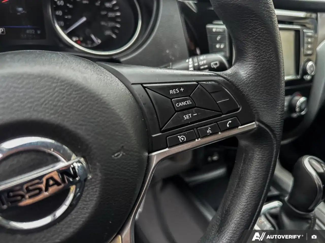 Nissan Qashqai снимка Nissan Qashqai