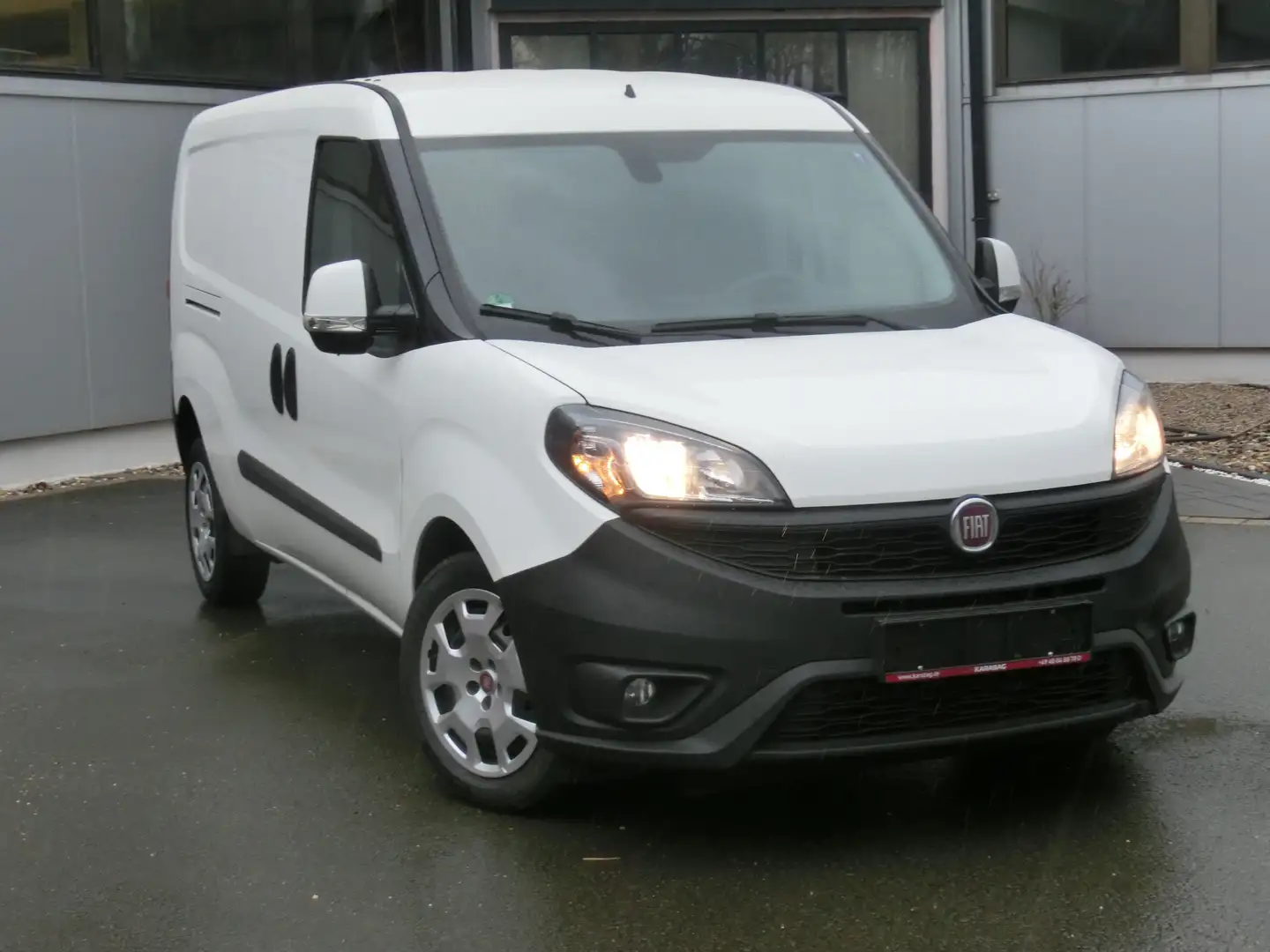 Fiat Doblo 1.6l EU6 MAXI SX/Navi,Klima,Tel,Cam,PDC,3-Sitze Blanco - 1