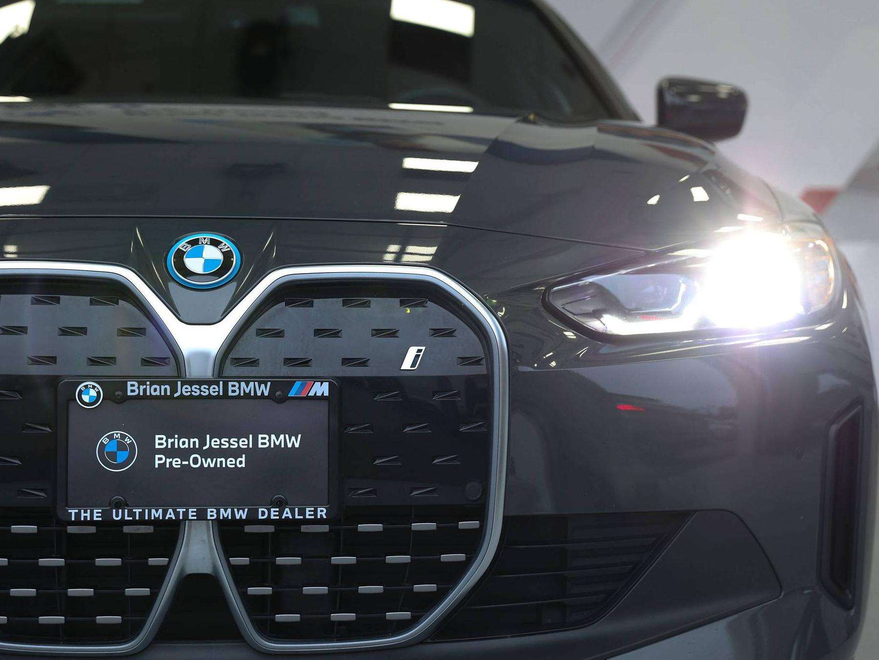 2023 BMW i4