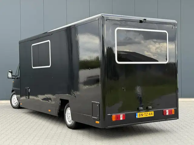 Fiat Ducato view 3