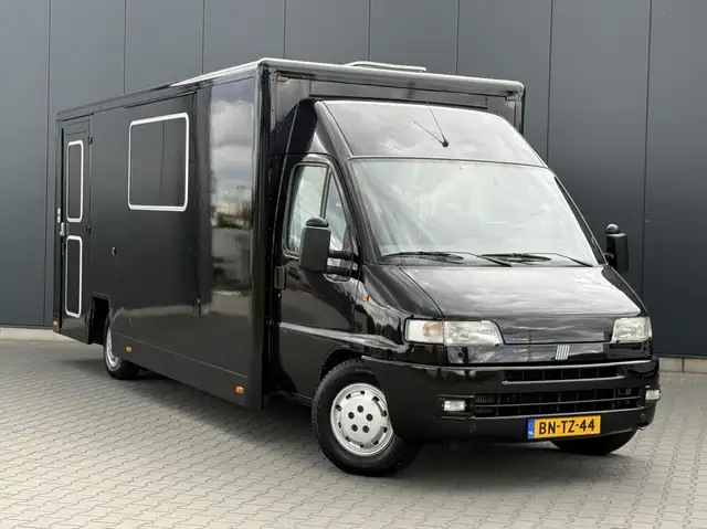 Fiat Ducato view 2