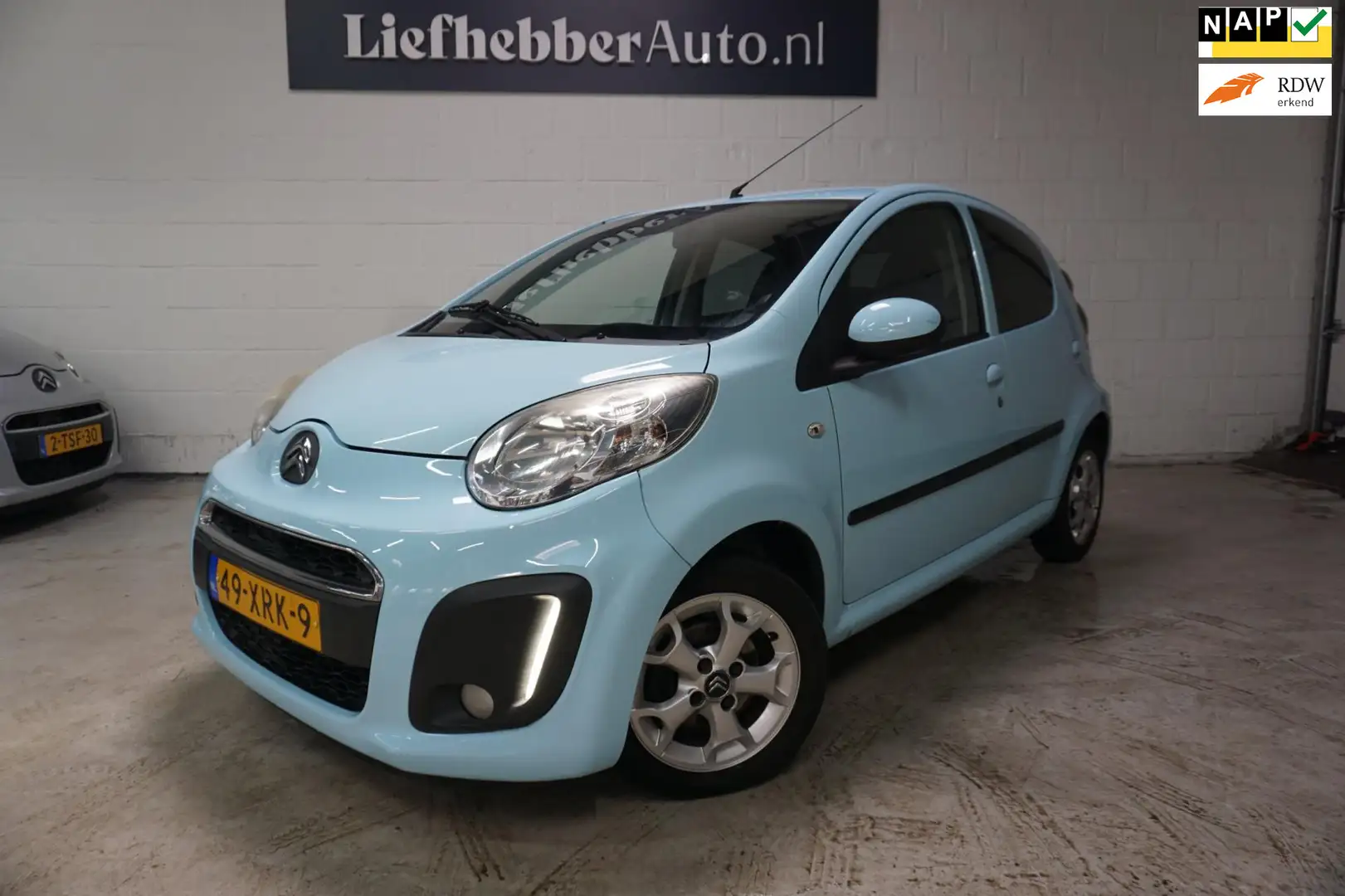 Citroen C1 1.0 First Edition / Airco / LM velgen / Led / Blau - 1