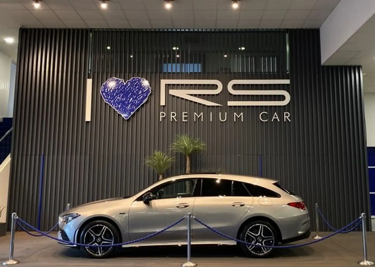 Mercedes-Benz CLA 250 Shooting Brake 250e 8G-DCT Gris - 1