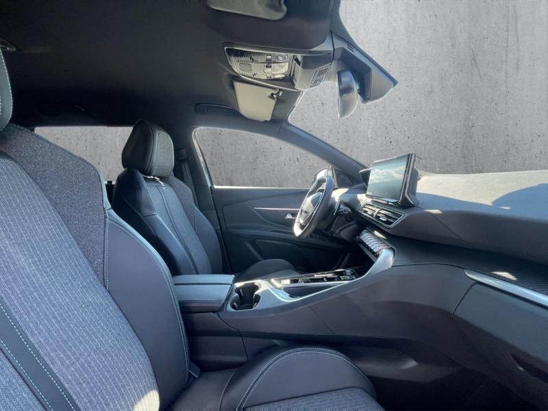 Peugeot 5008 Allure Pack 130EAT8 7-Sitzer Navi Digitales Cockpi — photo 13