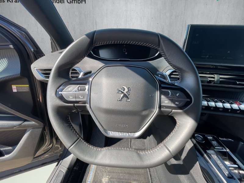 Peugeot 5008 Allure Pack 130EAT8 7-Sitzer Navi Digitales Cockpi — photo 10