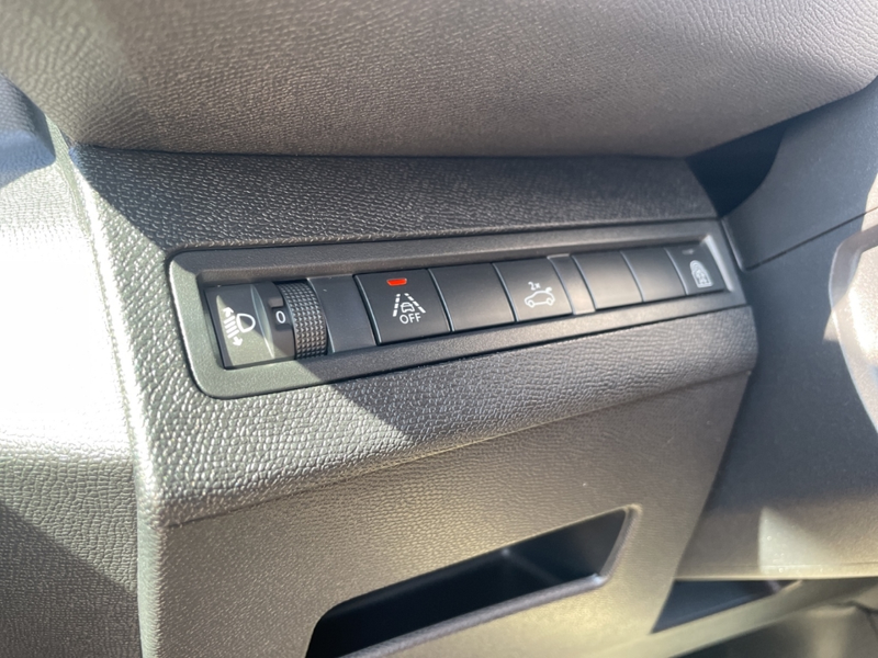 Peugeot 5008 Allure Pack 130EAT8 7-Sitzer Navi Digitales Cockpi — photo 19
