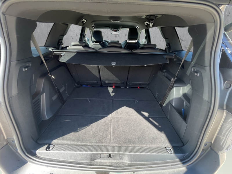 Peugeot 5008 Allure Pack 130EAT8 7-Sitzer Navi Digitales Cockpi — photo 7