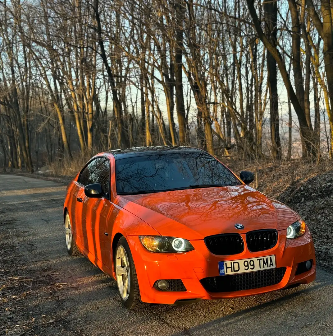 BMW 320 320d Coupe Aut. Orange - 1