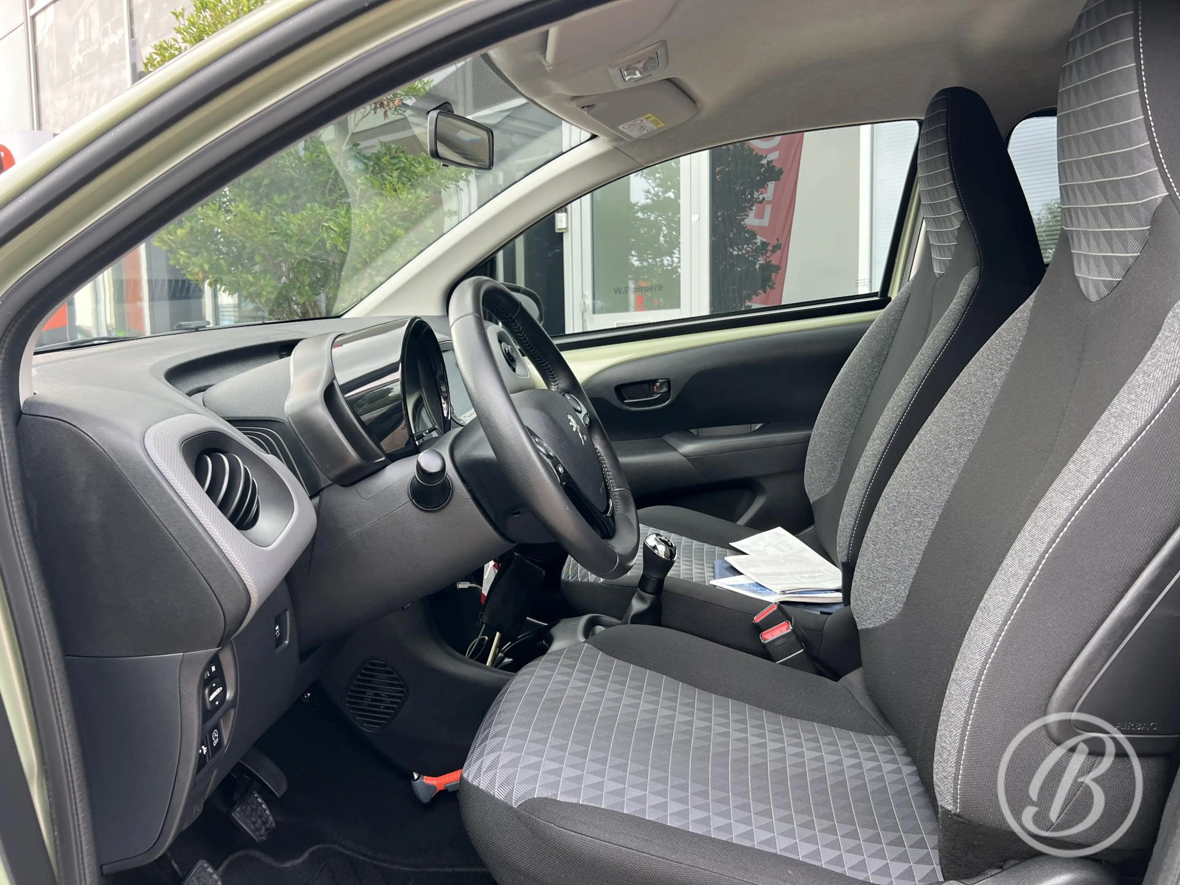 Peugeot 108 1.0 e-VTi 72 pk Active 5 deurs | Navigatie via App — photo 6