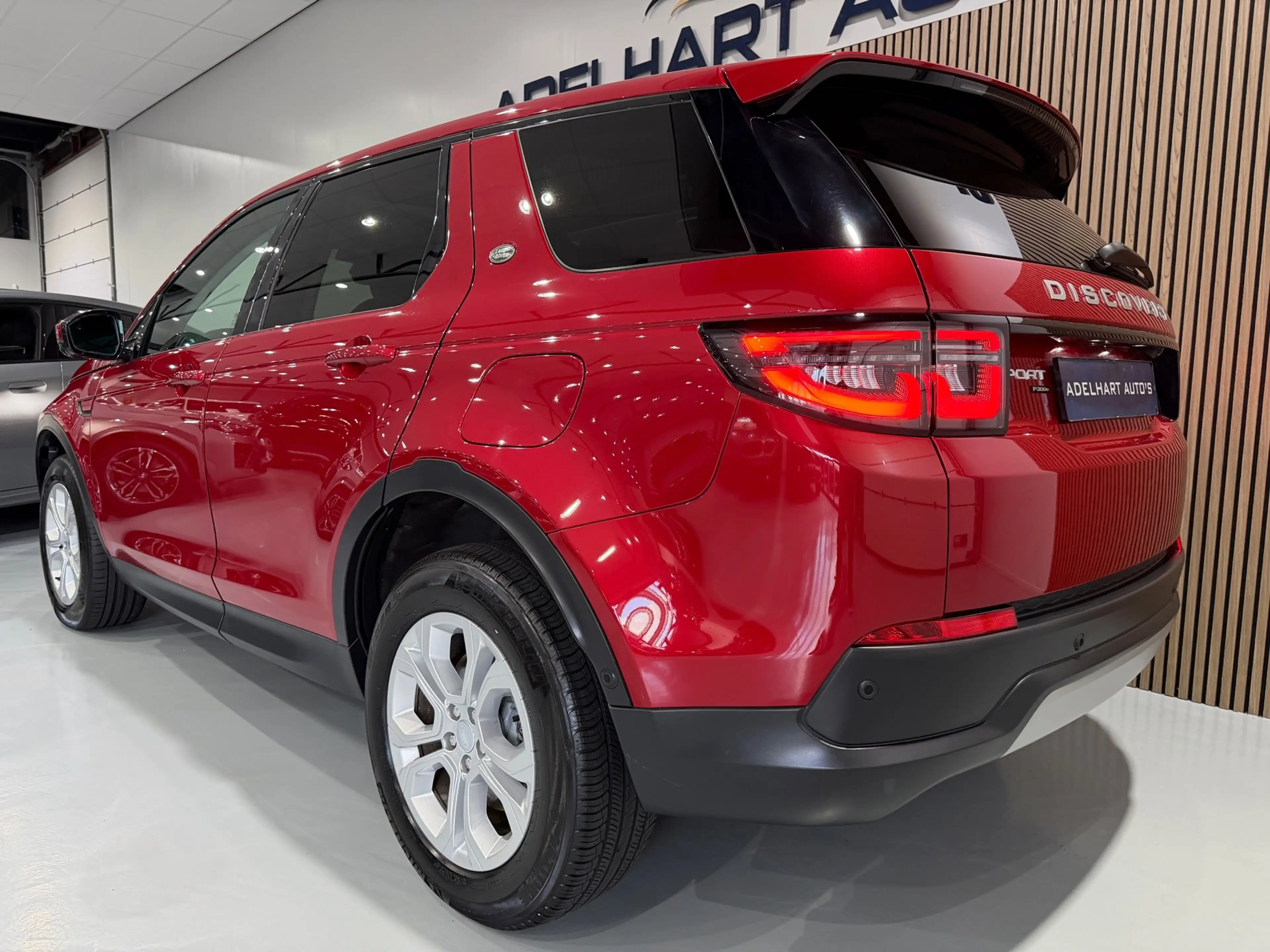 Land Rover Discovery Sport P300e 1.5 R-Dynamic HSE / Panorama dak / Lederen i — photo 7