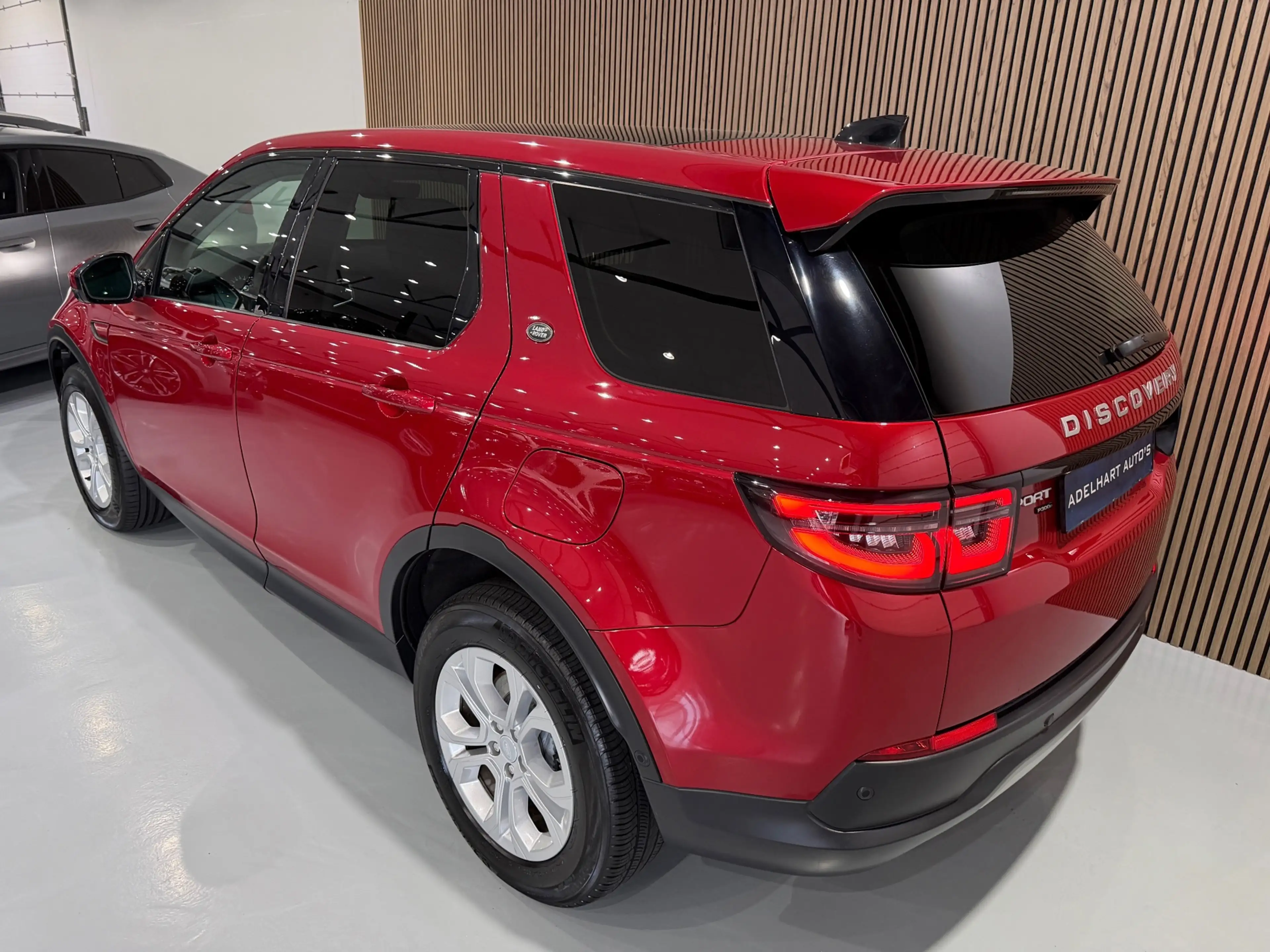 Land Rover Discovery Sport P300e 1.5 R-Dynamic HSE / Panorama dak / Lederen i — photo 8