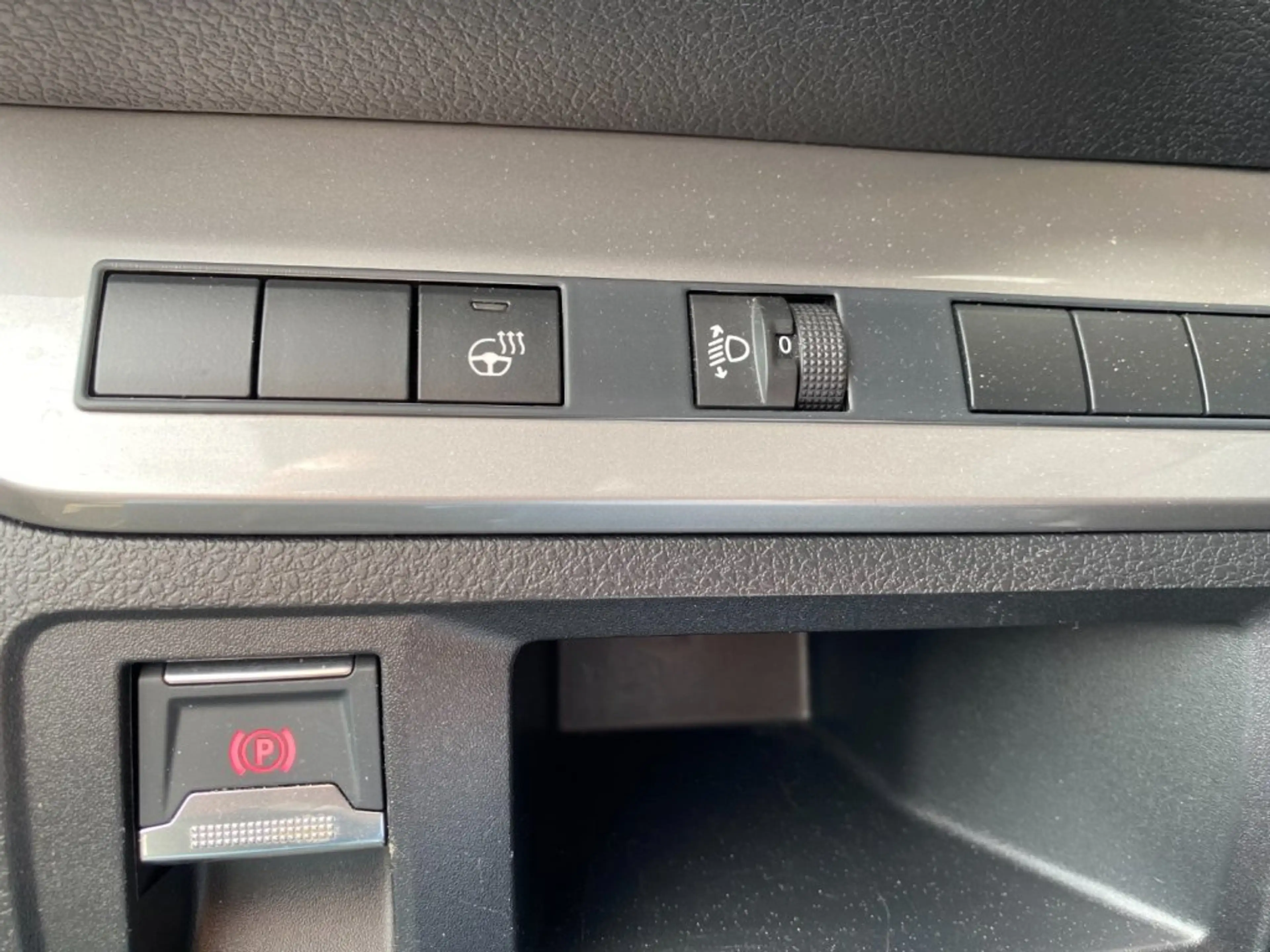 Peugeot Traveller Business L3 BHDI 180 EAT8 — photo 15