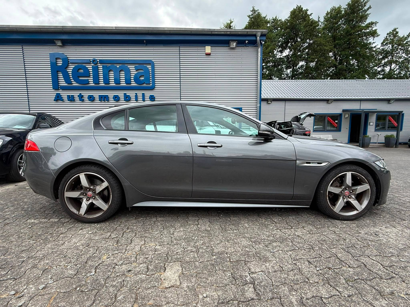 Jaguar XE 2,0i R-Sport, Leder, Navi, Xenon
