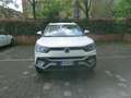 SsangYong XLV e-XGi 160 2WD Sapphire - thumbnail 1