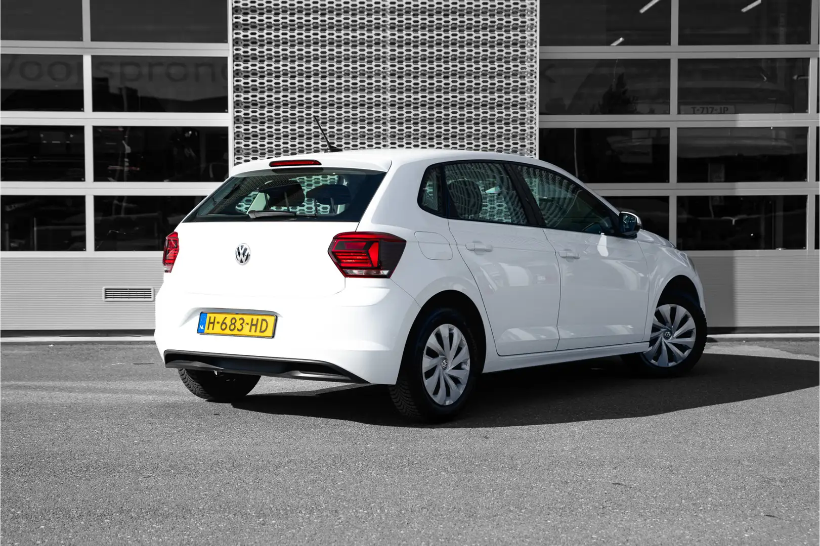 Volkswagen Polo 1.0 MPI Comfortline | Carplay | Cruise Control | N Wit - 2