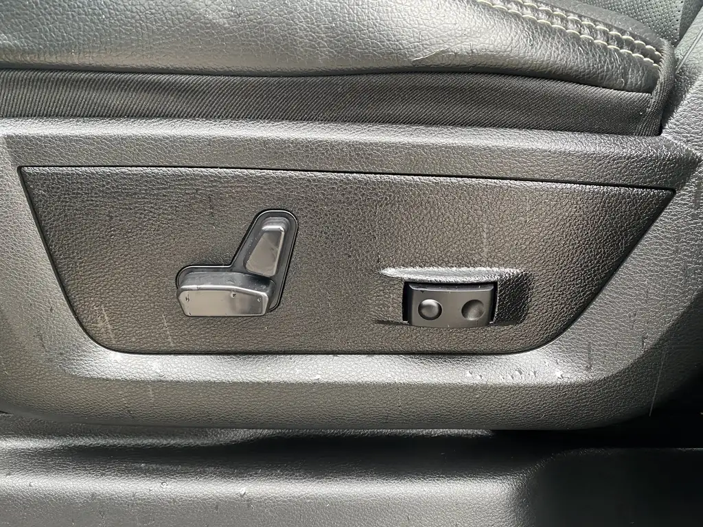 2023 RAM 2500 Rebel | SunRoof | Rear Cam | Push Start — photo 8