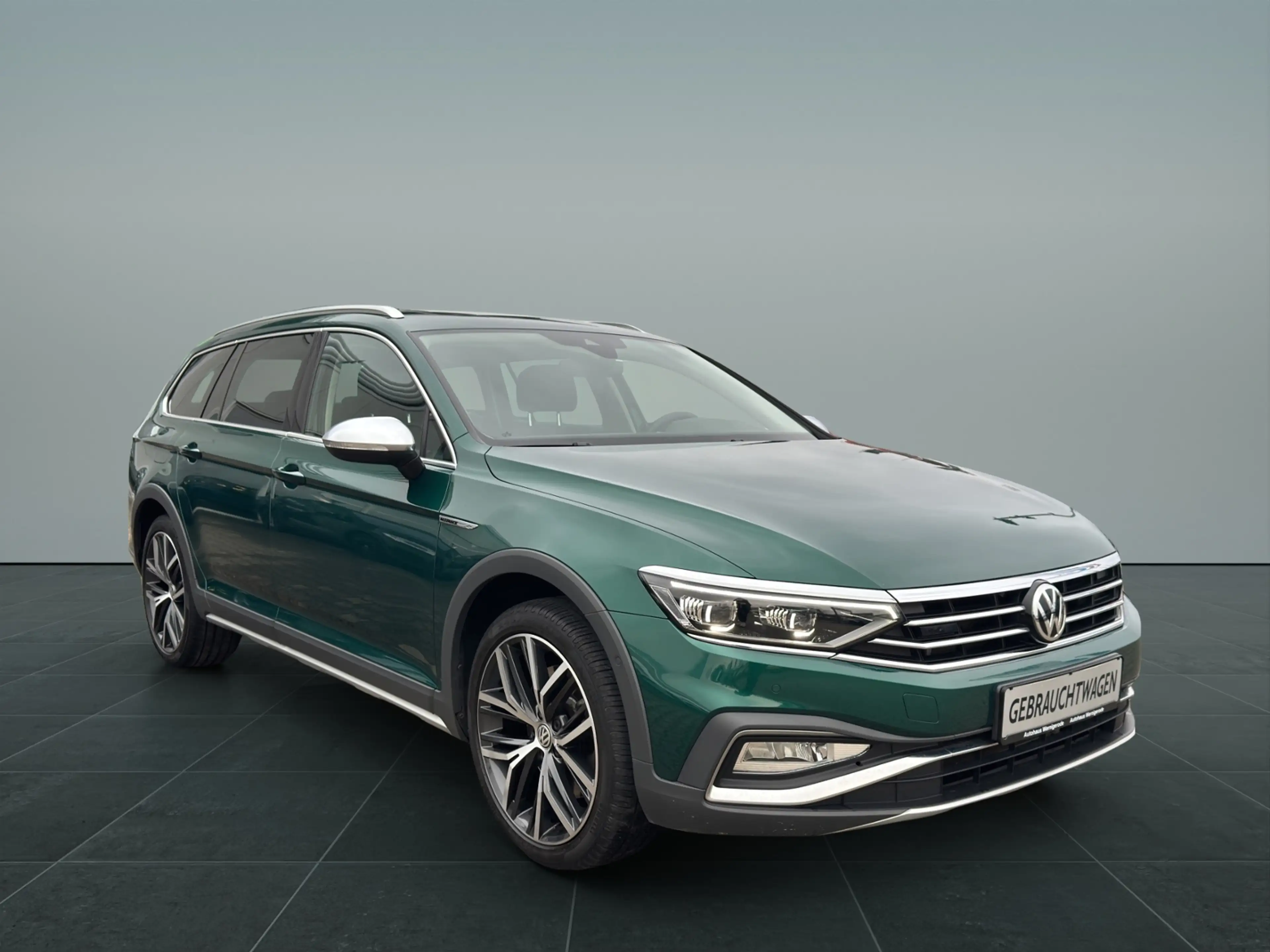 Volkswagen Passat Alltrack 2.0TDI 4M Matrix/AHK/Pano/DCC — photo 9