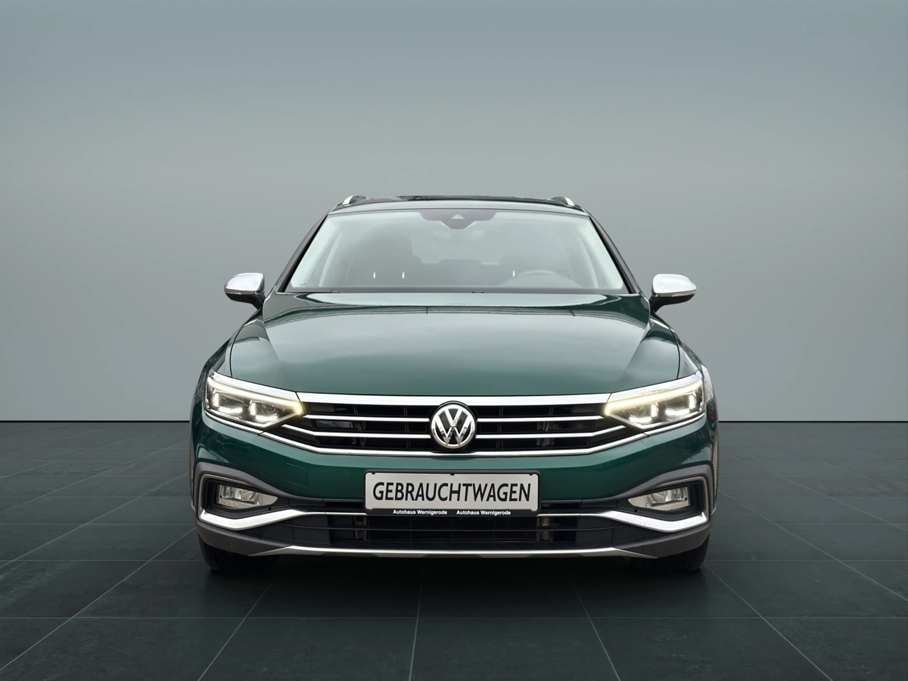 Volkswagen Passat Alltrack 2.0TDI 4M Matrix/AHK/Pano/DCC — photo 3
