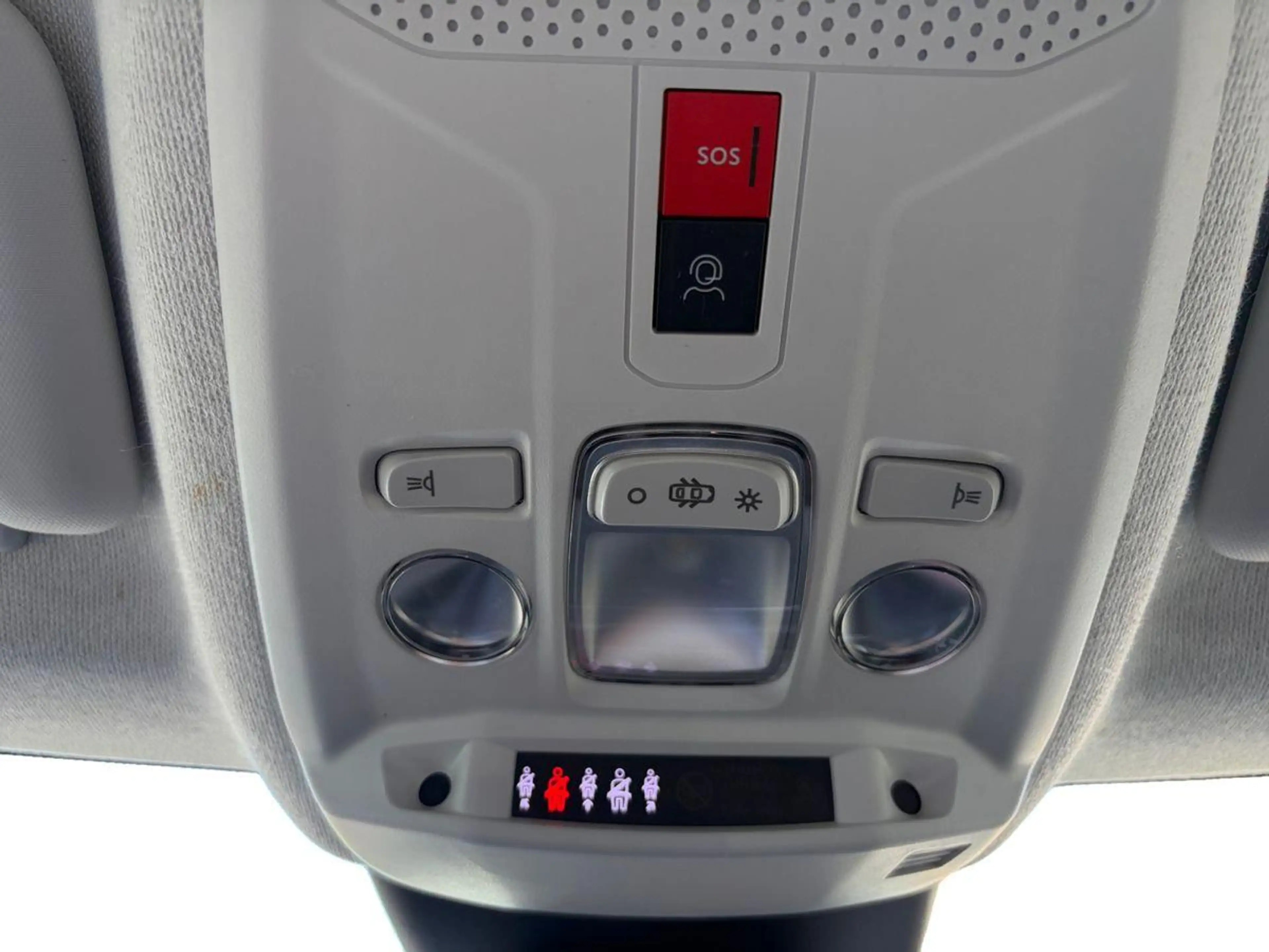 Citroen C4 Shine 1.2 12V e-THP / PureTech — photo 12