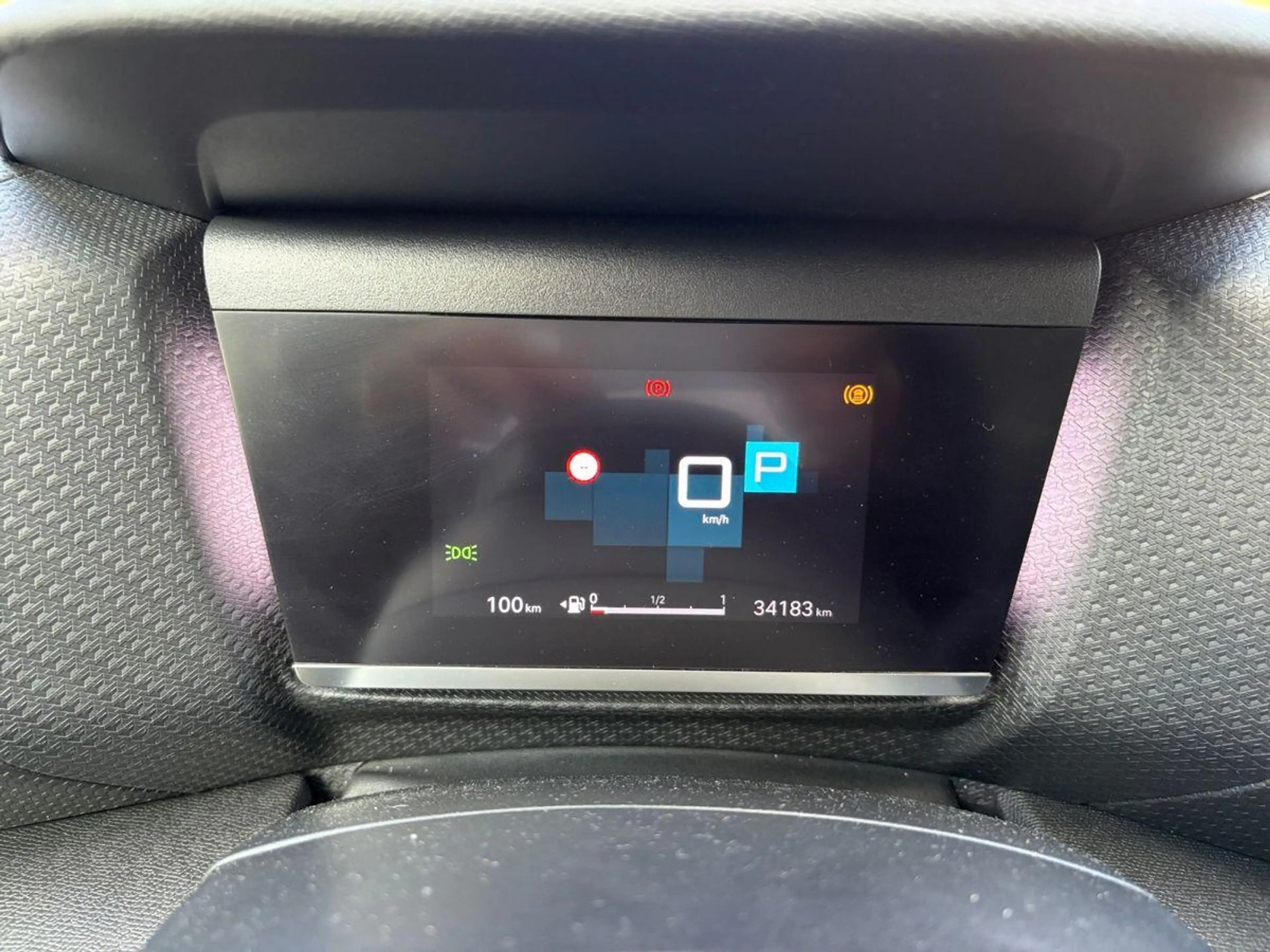 Citroen C4 Shine 1.2 12V e-THP / PureTech — photo 8