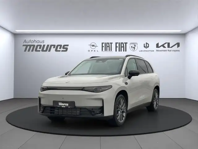 Leapmotor C10
