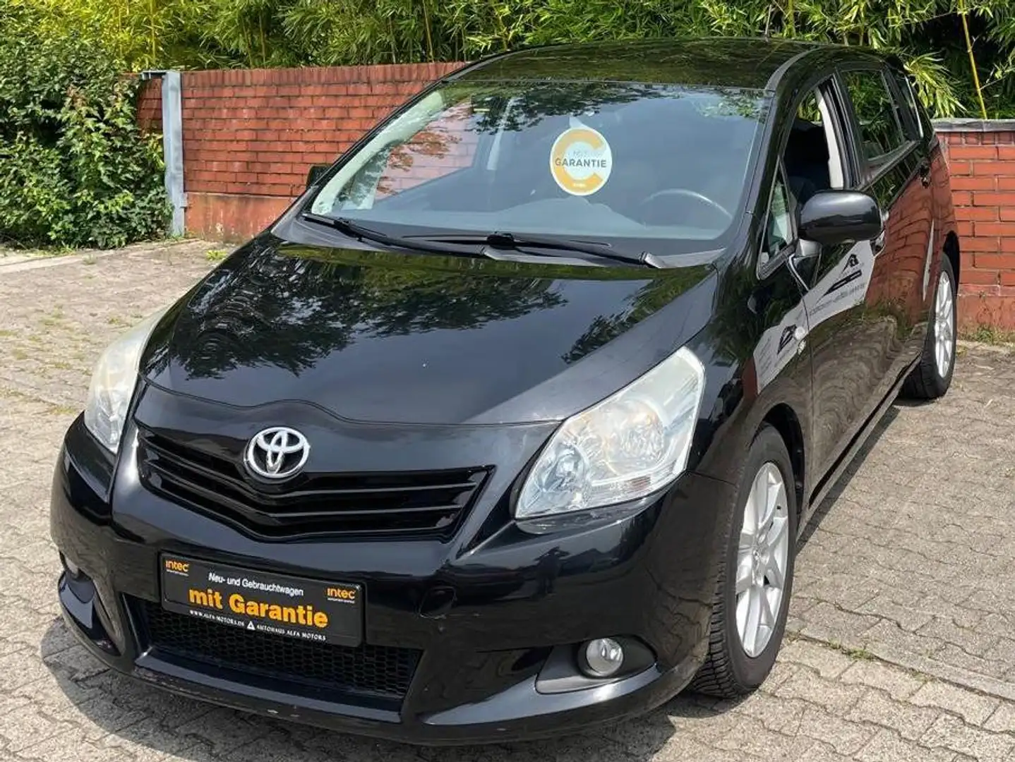 Toyota Verso Life // 7-Sitzer // TÜV und Inspektion neu // Negro - 1