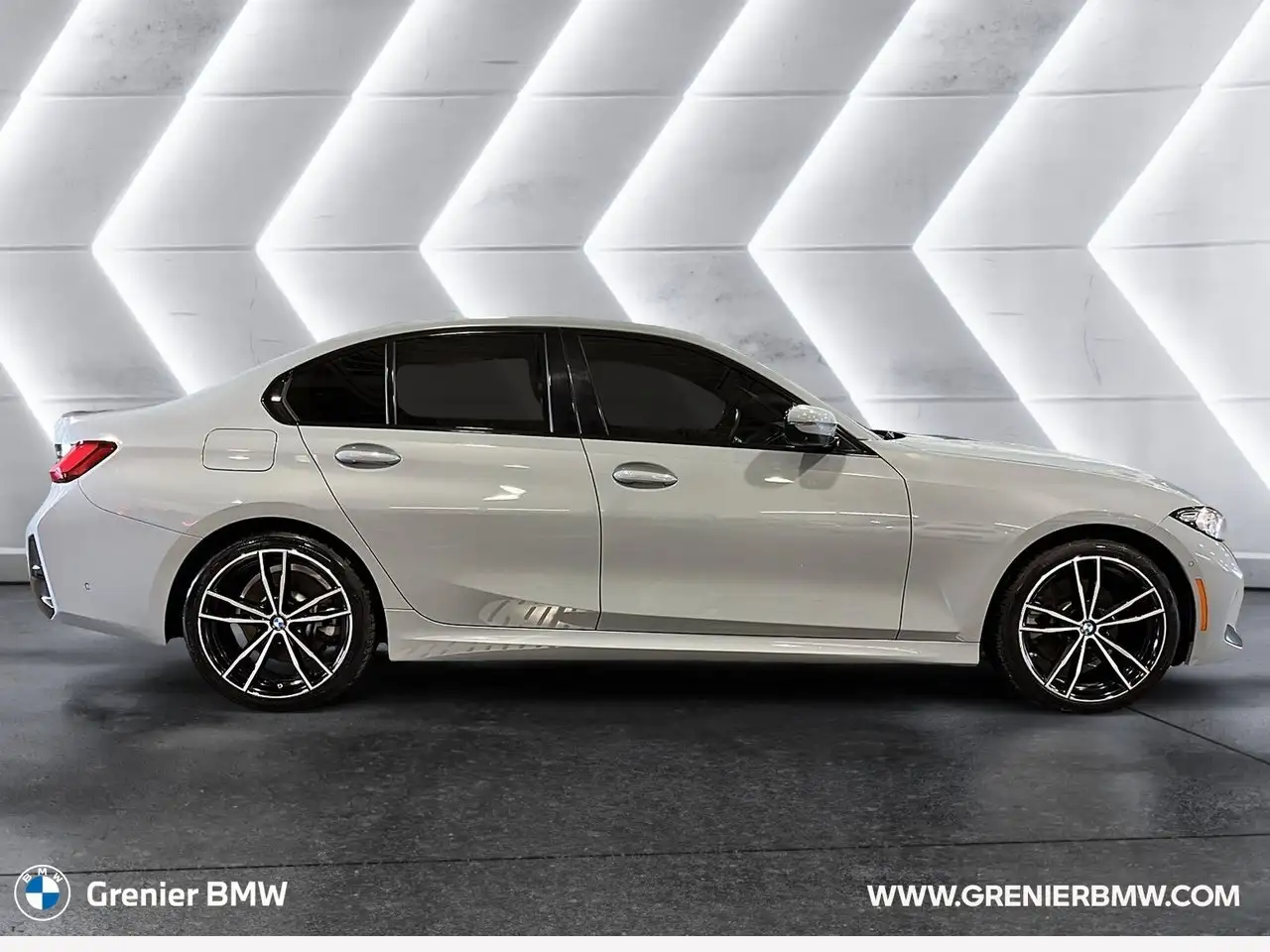 BMW 3 Series photo BMW 3 Series
