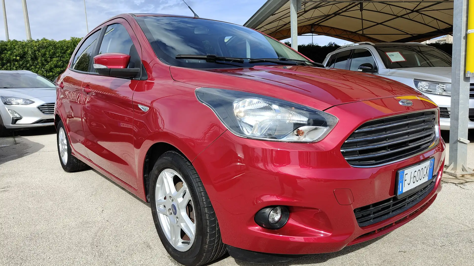 Ford Ka/Ka+ Ka III + 2017 5p Ka + 1.2 Ultimate 85cv Rosso - 2