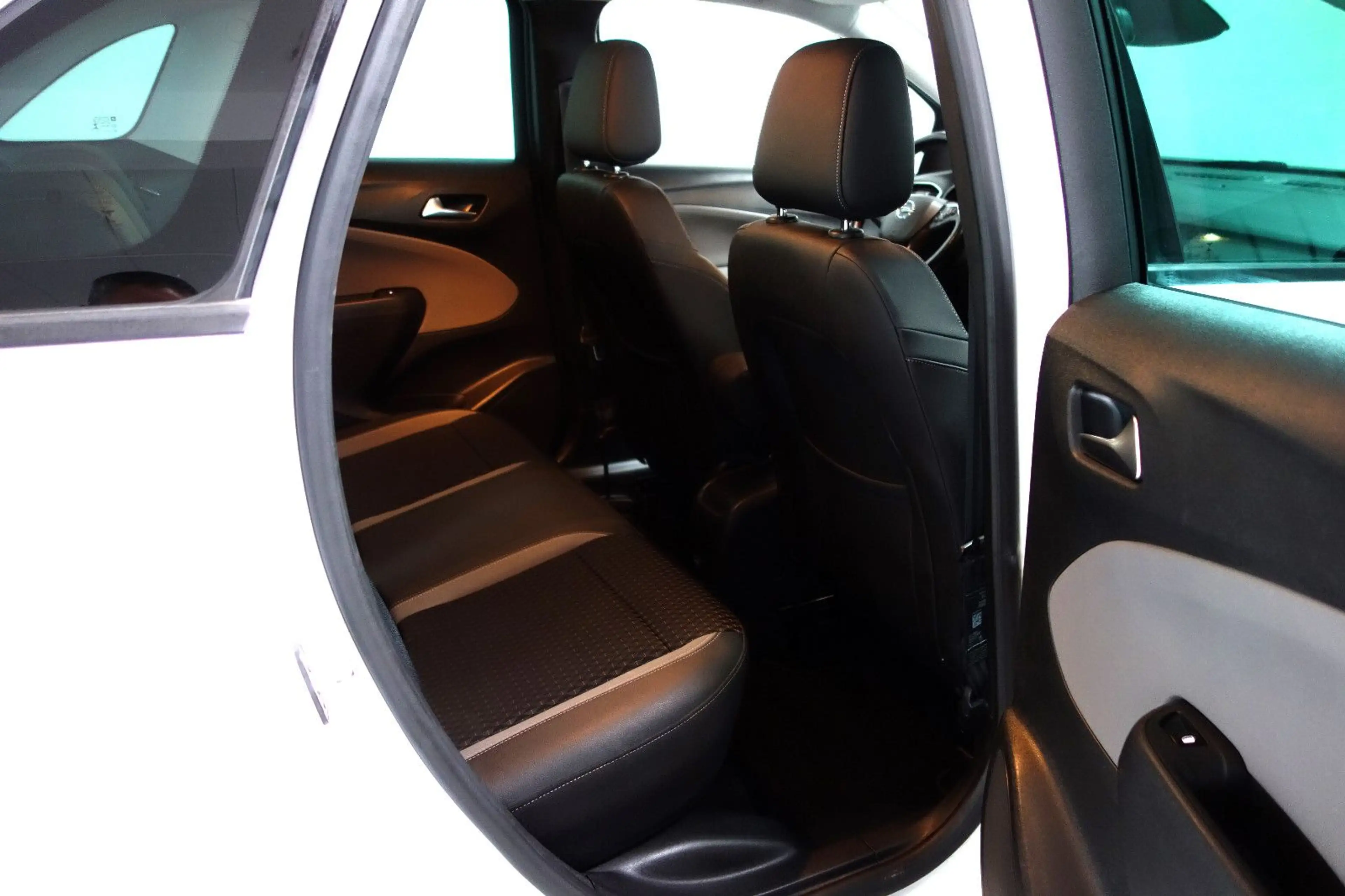 Opel Crossland X 1.5 CDTI Ultimate Aut/Navi/LED/Klima — photo 14