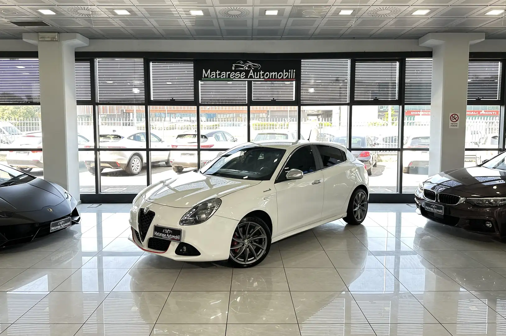 Alfa Romeo Giulietta 1.4 170cv PackSport DistribuzioneOK Finanziabile Bianco - 1