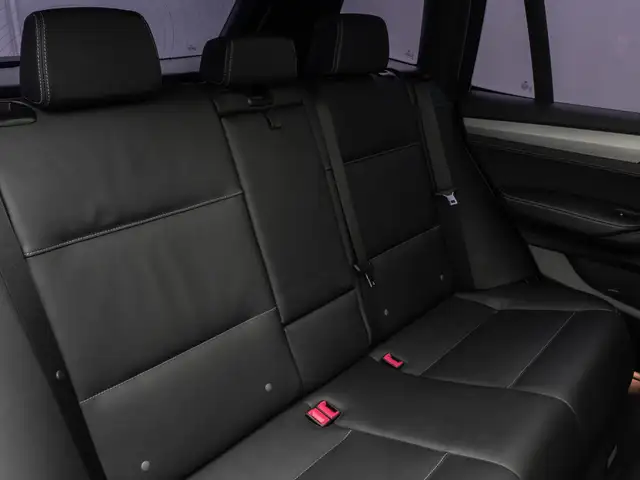 BMW X3 view 28