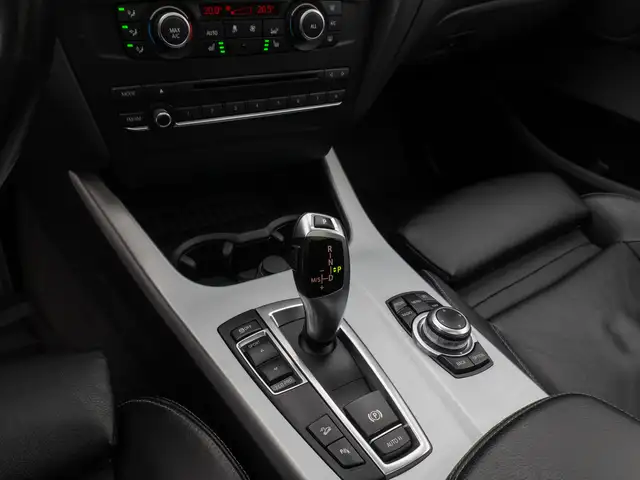 BMW X3 view 22