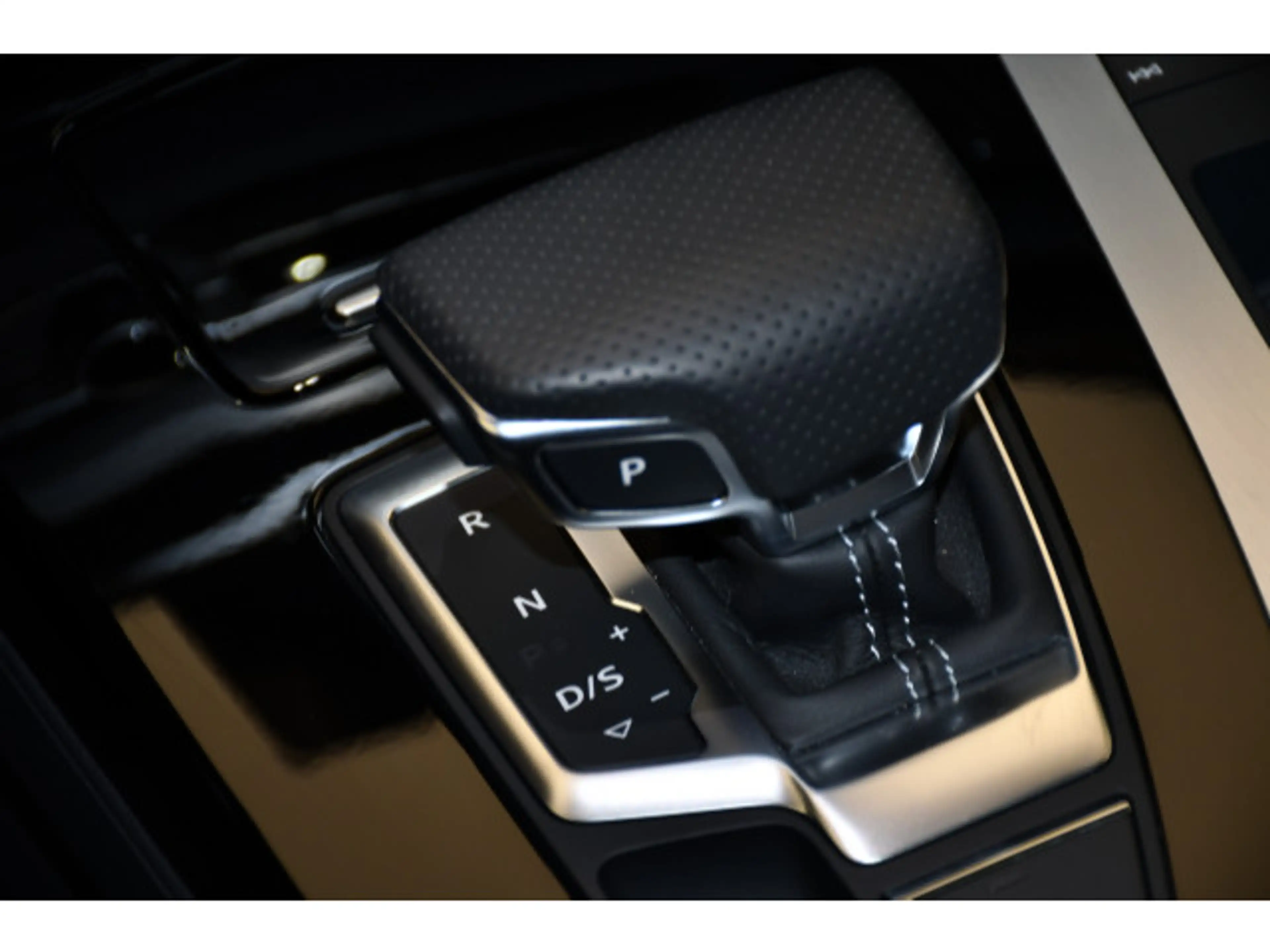 Audi Q5 40 TDI quattro S-tronic Pano/Tempo/ — photo 7
