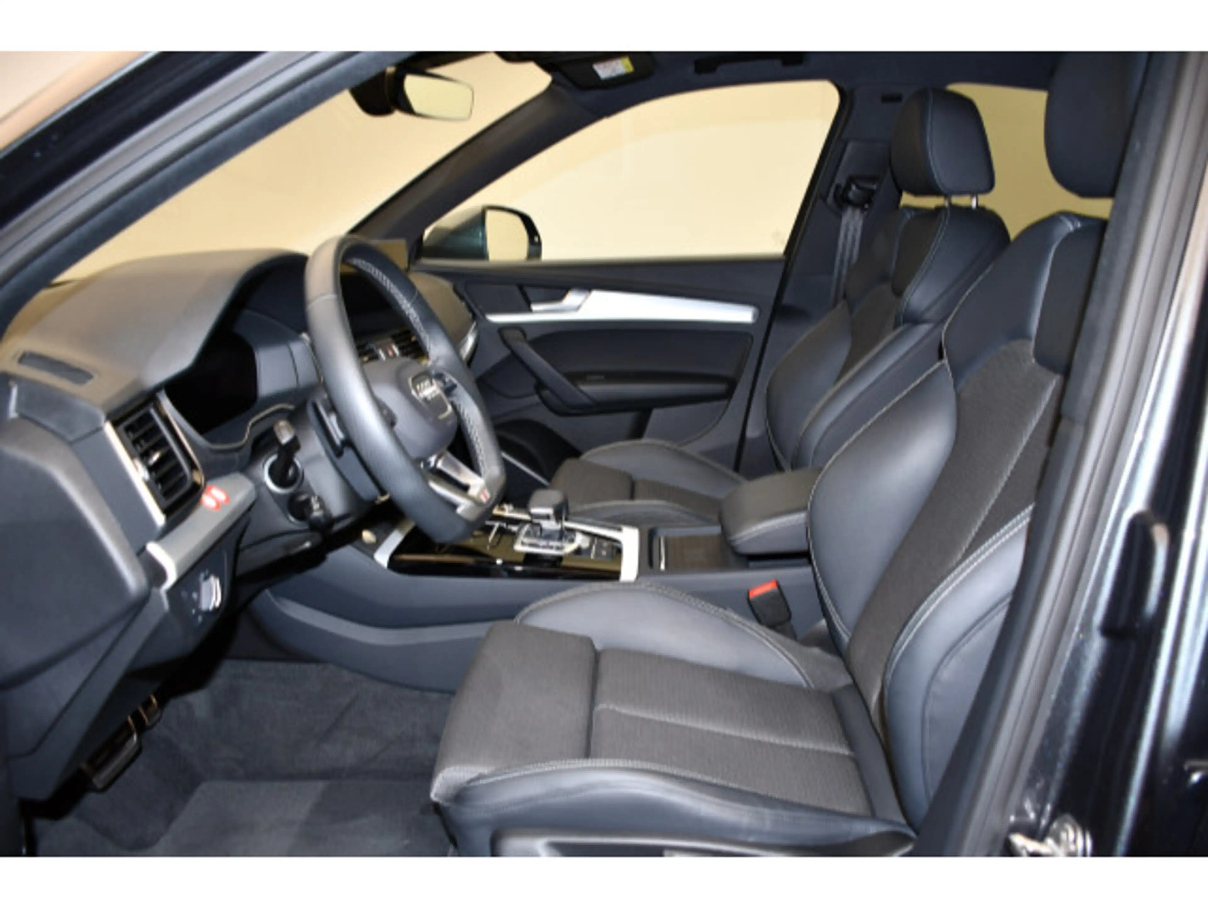Audi Q5 40 TDI quattro S-tronic Pano/Tempo/ — photo 4