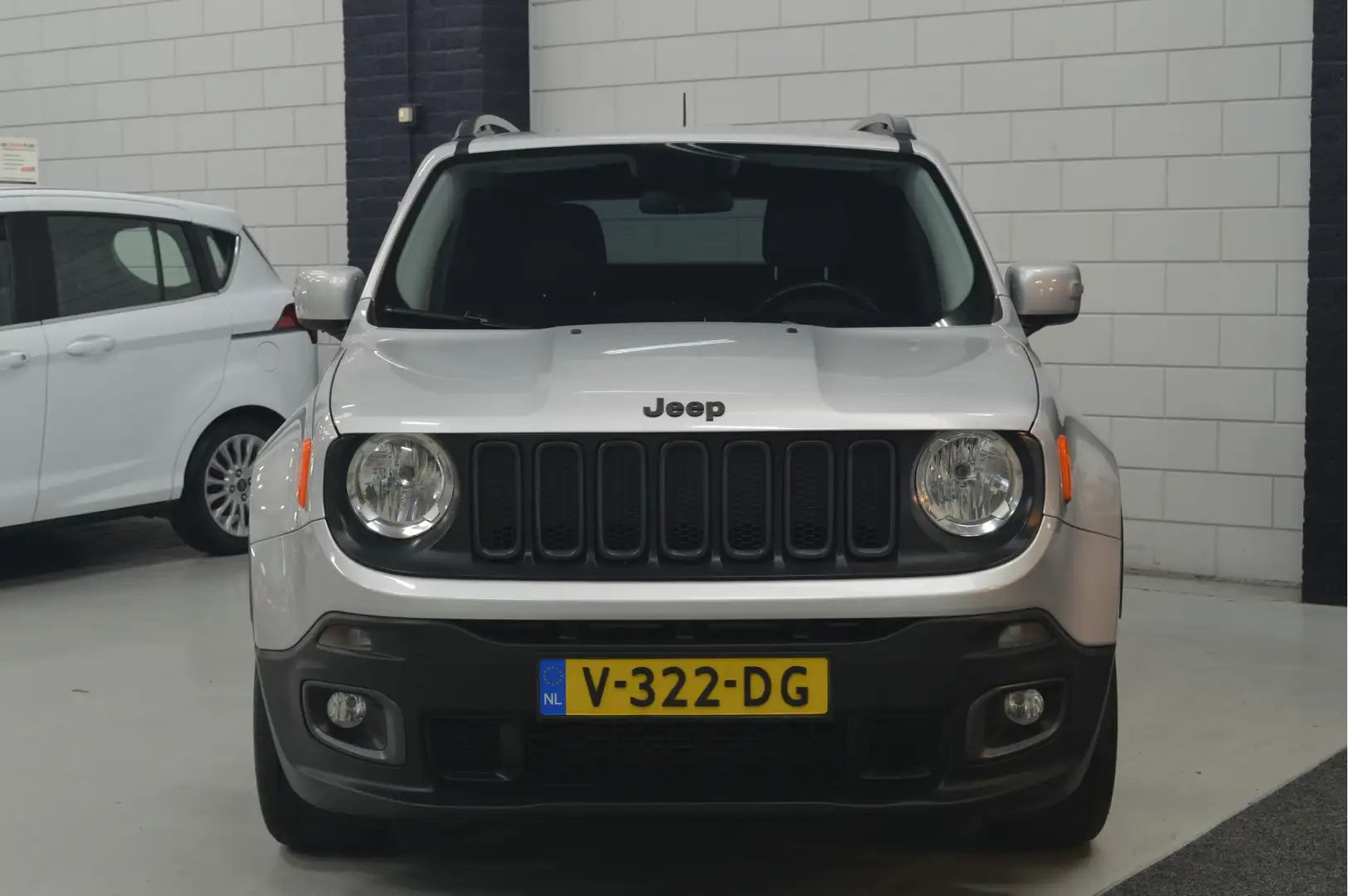Jeep Renegade 1.4 MultiAir Longitude // GRIJS KENTEKEN // LPG // Ezüst - 2