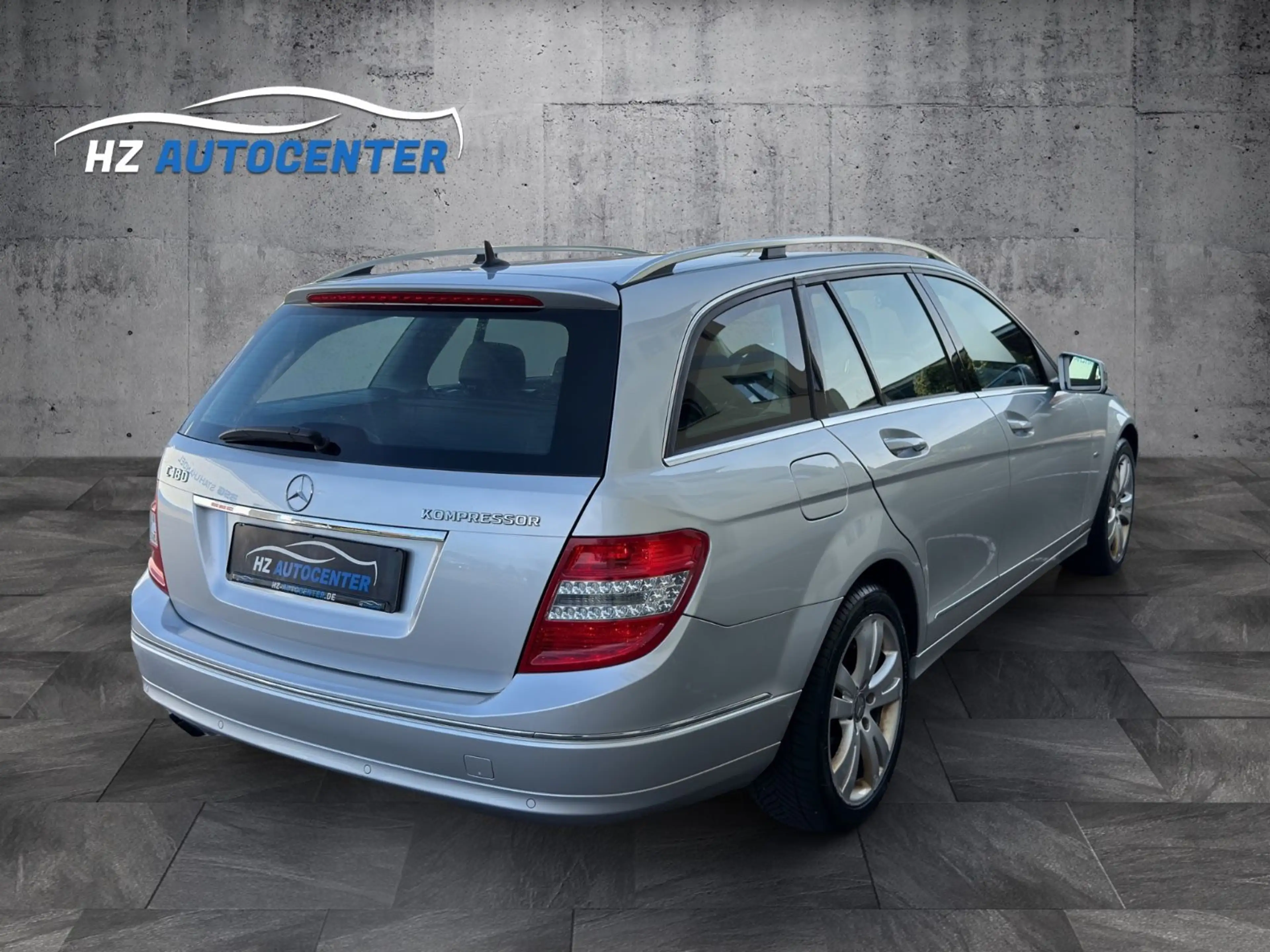 Mercedes-Benz C 180 T Kompressor Avantgarde*NAVI*XENON*SHZ — photo 8
