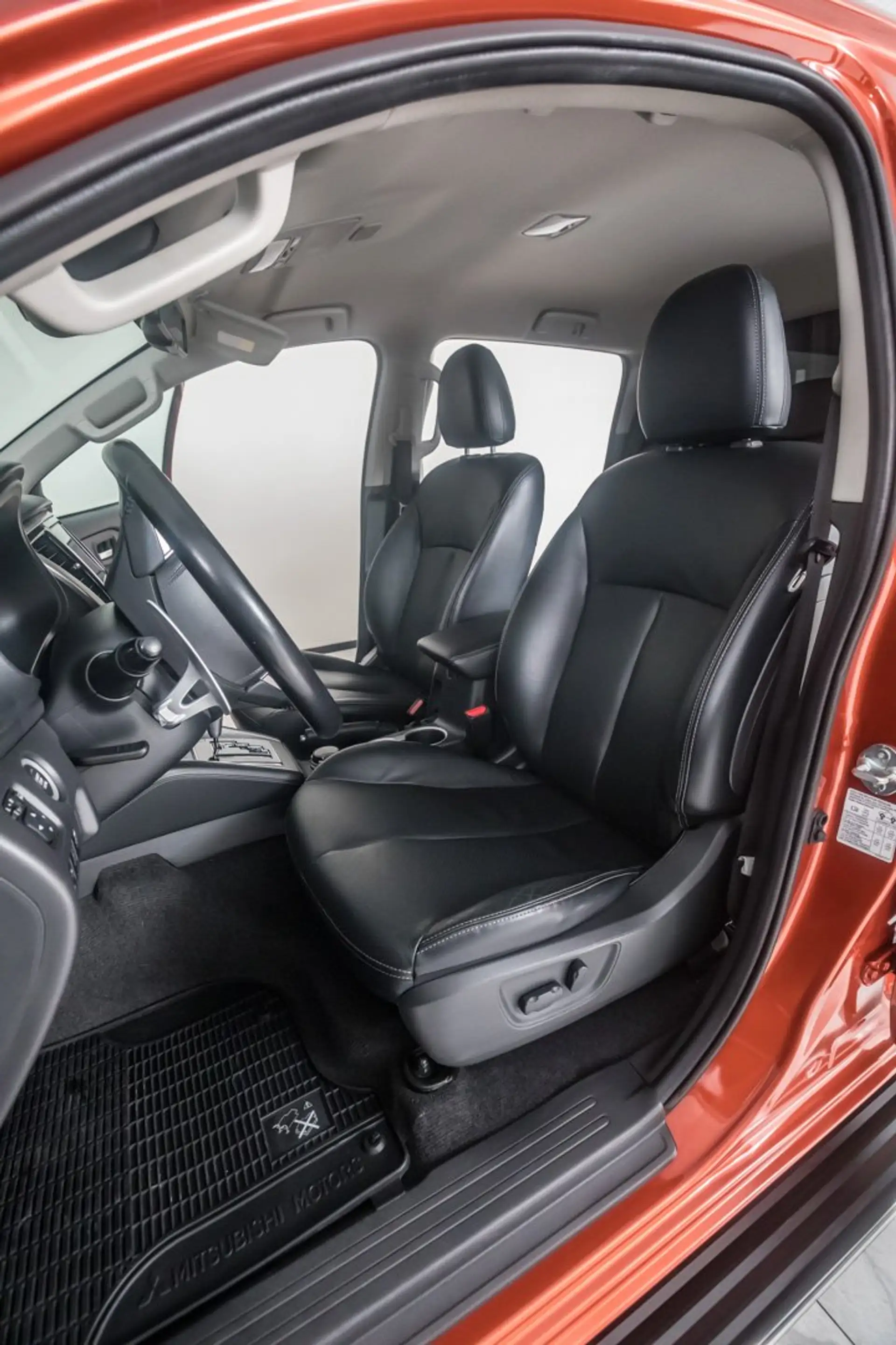 Mitsubishi L200 L 200 2.3 DI-D 4WD-II (EU6d-T) — photo 12