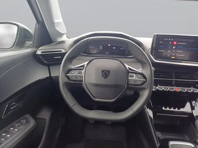 Peugeot 208 view 13