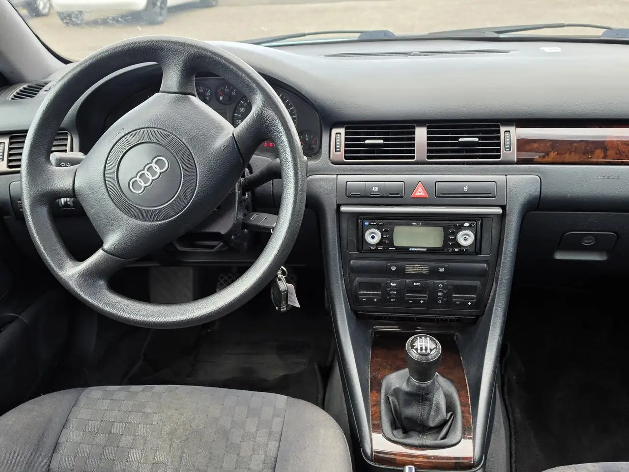 Audi A6 2.4 Limousine, foto 9
