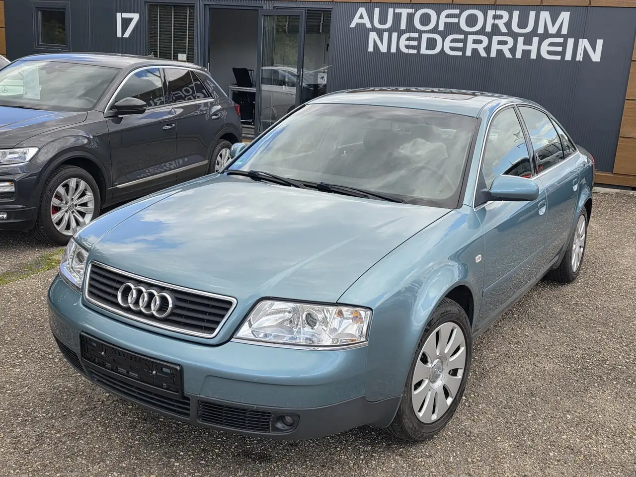 Audi A6 2.4 Limousine, foto 1