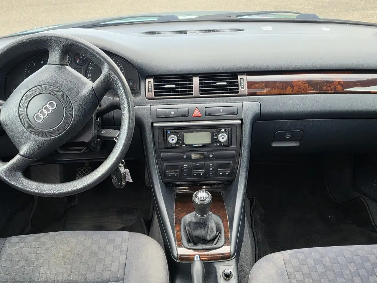 Audi A6 2.4 Limousine, foto 10